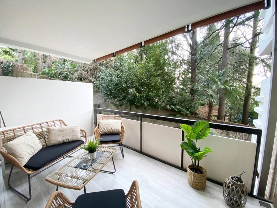 Luganersee, Pool, Strand, Parkplatz, Suite بيسون المظهر الخارجي الصورة